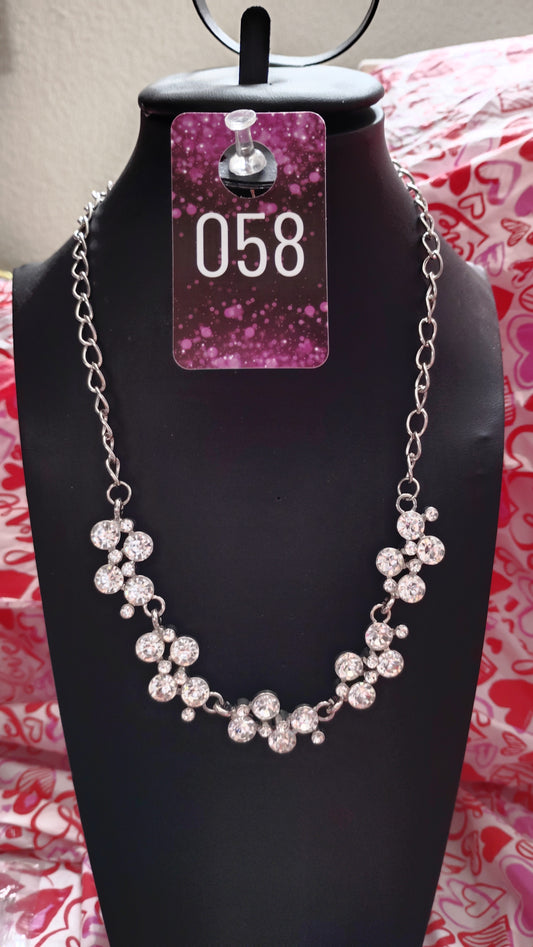 Hollywood silver necklace