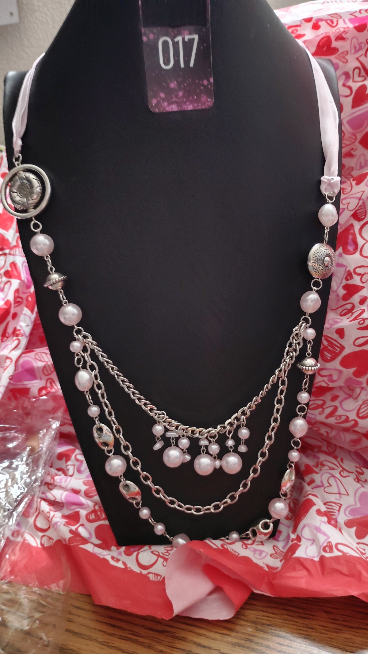 All the trimming pink necklace