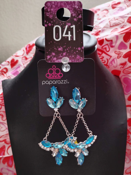 Carefree blue earrings